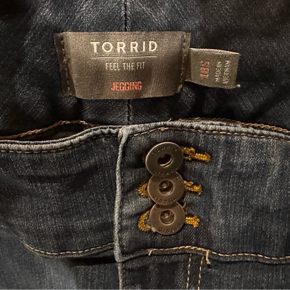 Size 18s Torrid Jegging Jeans - Picture 2 of 2